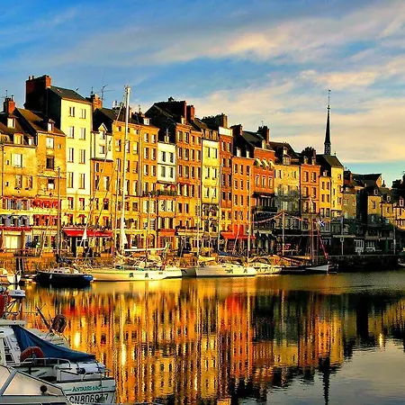 Апартаменты Le Bellevue - Beautiful Sea View Онфлёр